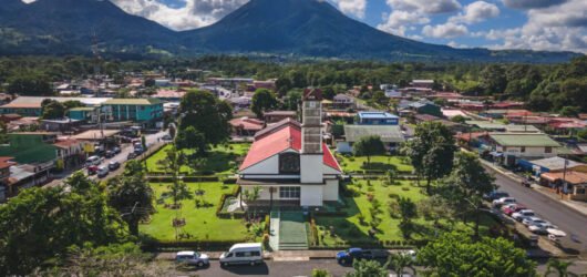 san-carlos-church-la-fortuna-1024x683
